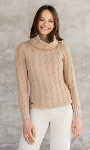 MITHIO Merinowool cable knit women´s loose collar sweater Agnes camel beige