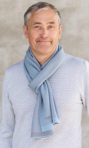MITHIO Merinowool scarf in jaquard knit Herringbone light blue
