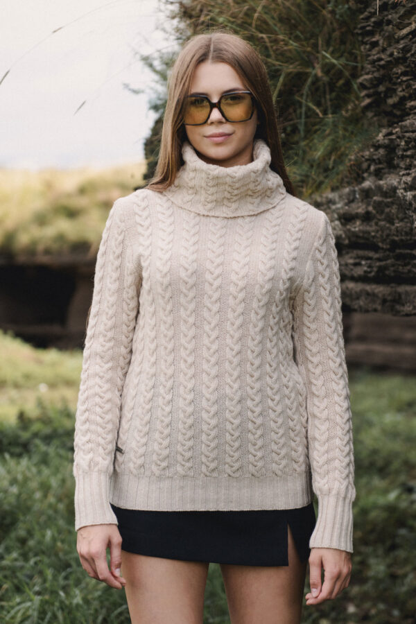 MITHIO AGNES women´s merinowool hight neck cable knit sweater creme